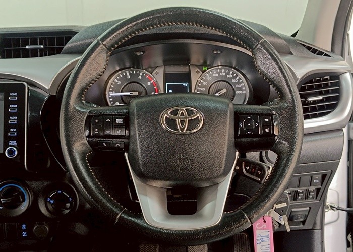 Used 11
                    TOYOTA
                     for Sale Image