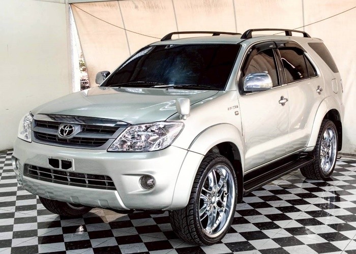Used 5
                    TOYOTA
                     for Sale Image