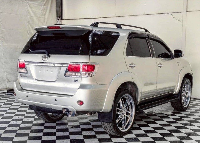 Used 5
                    TOYOTA
                     for Sale Image