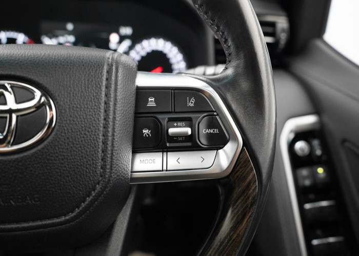 Used 12
                    TOYOTA
                     for Sale Image