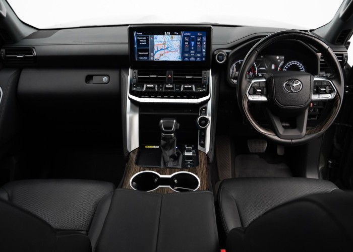 Used 12
                    TOYOTA
                     for Sale Image