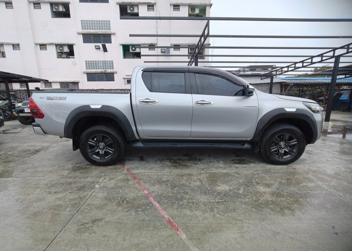 Used 9
                    TOYOTA
                     for Sale Image