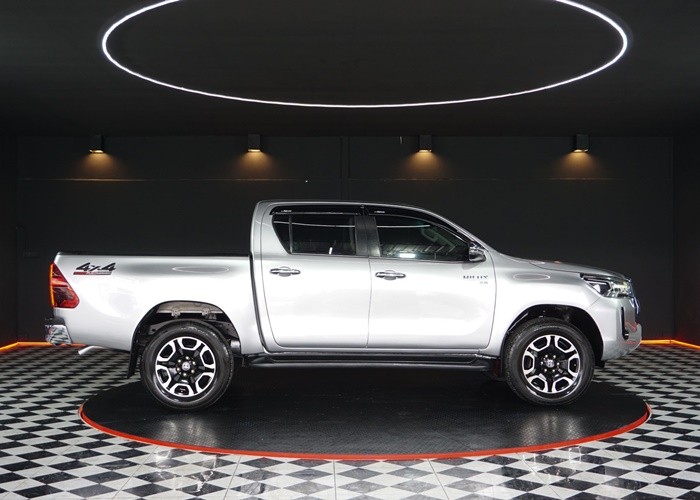 Used 4
                    TOYOTA
                     for Sale Image