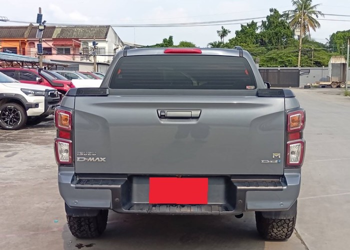 Used 1
                    ISUZU
                     for Sale Image