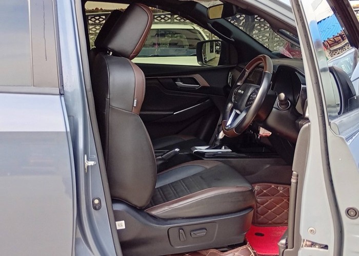 Used 1
                    ISUZU
                     for Sale Image