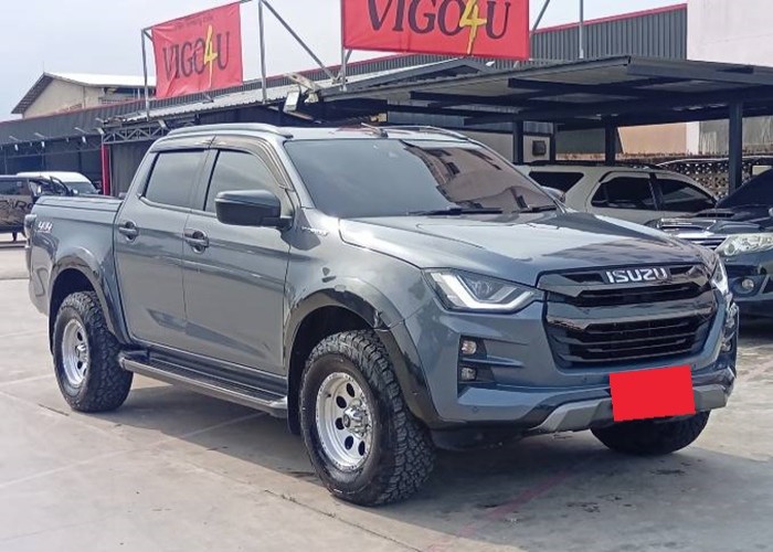 Used 1
                    ISUZU
                     for Sale Image