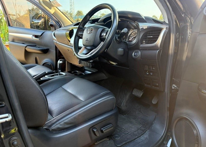 Used 10
                    TOYOTA
                     for Sale Image