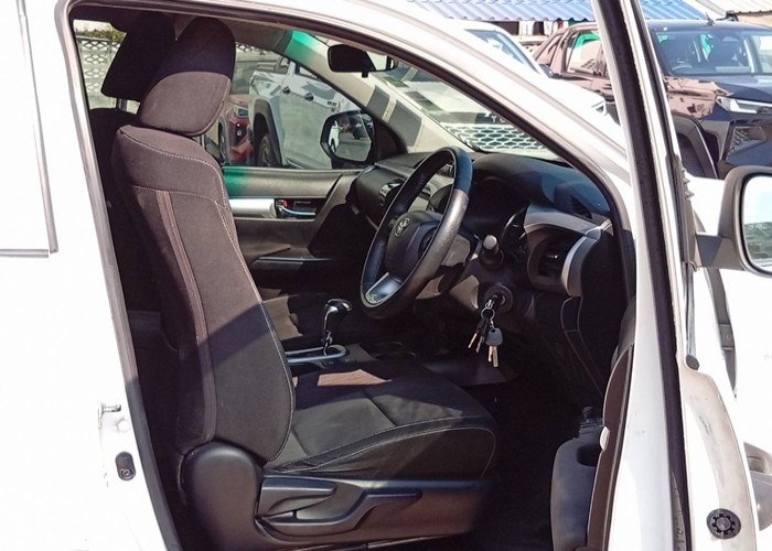 Used 10
                    TOYOTA
                     for Sale Image