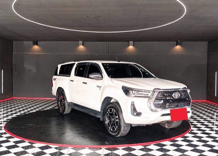 Used 6
                    TOYOTA
                     for Sale Image