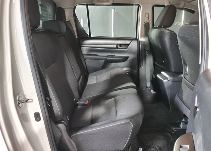 Used 5
                    TOYOTA
                     for Sale Image