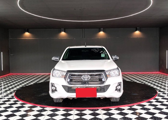 Used 5
                    TOYOTA
                     for Sale Image