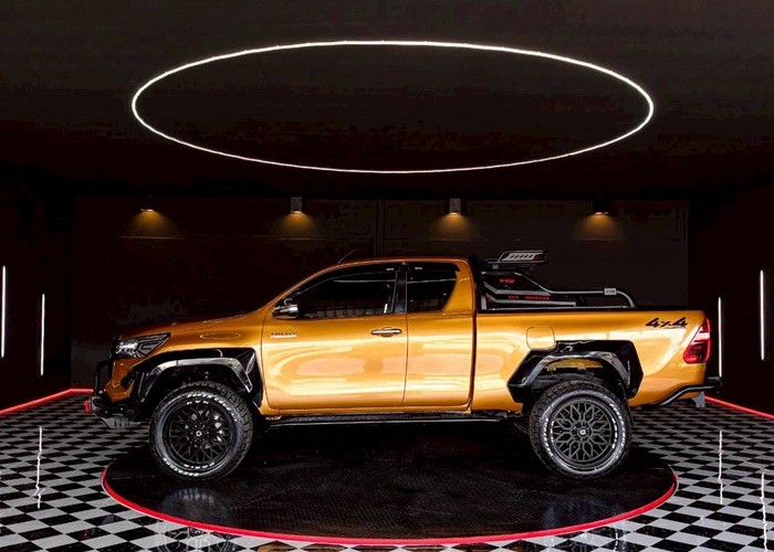 Used 12
                    TOYOTA
                     for Sale Image