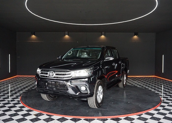 Used 5
                    TOYOTA
                     for Sale Image