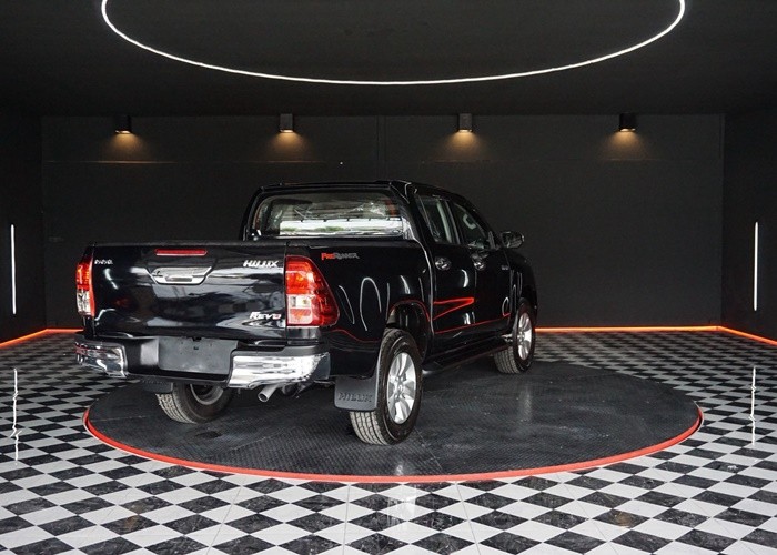 Used 5
                    TOYOTA
                     for Sale Image
