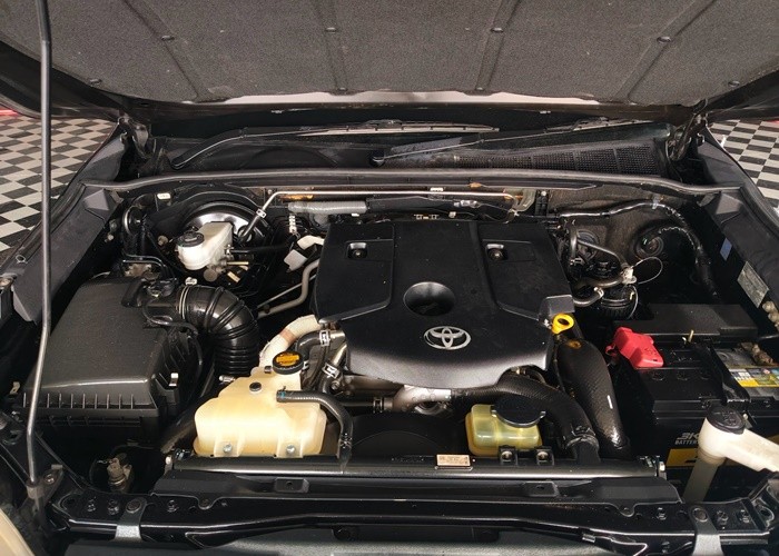 Used 5
                    TOYOTA
                     for Sale Image