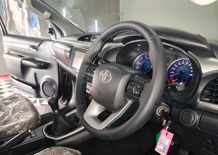 Used 5
                    TOYOTA
                     for Sale Image