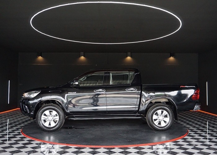 Used 5
                    TOYOTA
                     for Sale Image