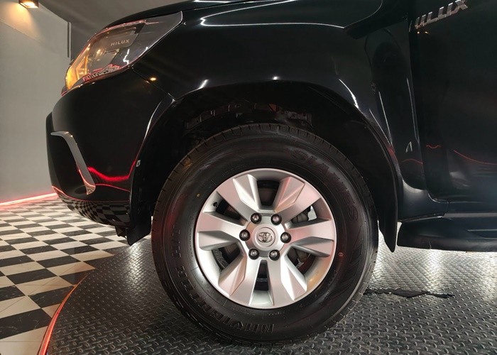 Used 5
                    TOYOTA
                     for Sale Image