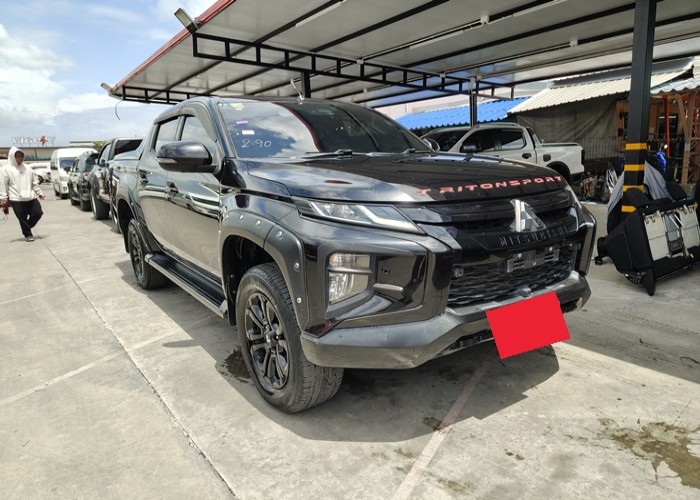Used 3
                    MITSUBISHI
                     for Sale Image