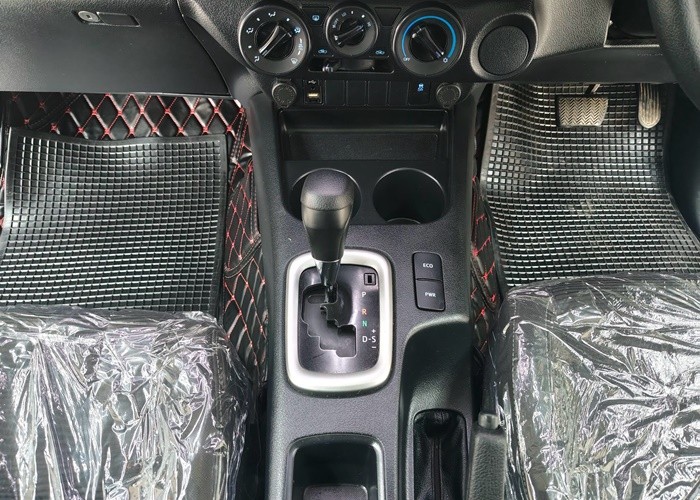 Used 6
                    TOYOTA
                     for Sale Image