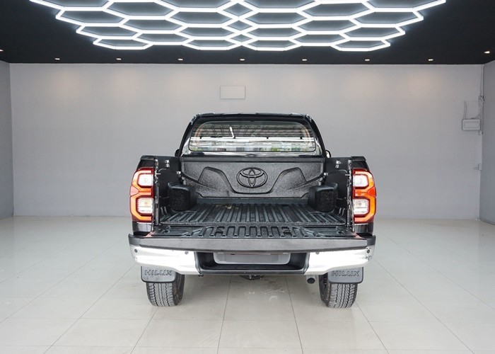 Used 6
                    TOYOTA
                     for Sale Image