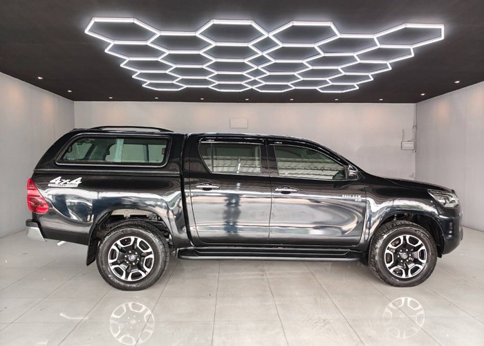 Used 8
                    TOYOTA
                     for Sale Image