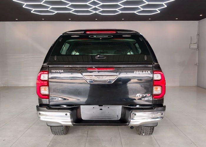 Used 8
                    TOYOTA
                     for Sale Image