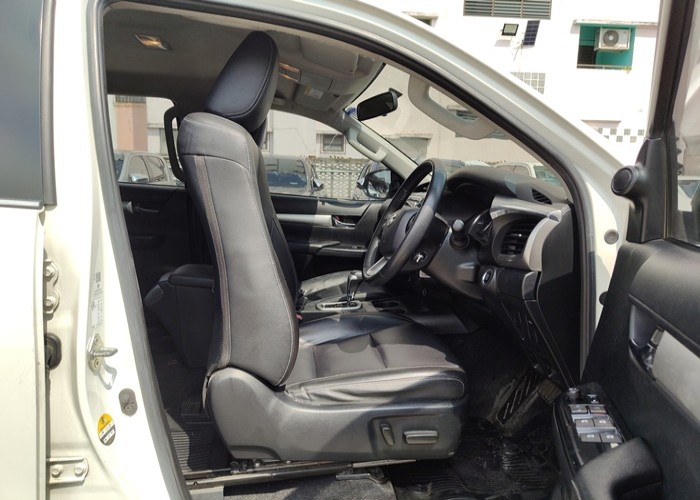 Used 7
                    TOYOTA
                     for Sale Image