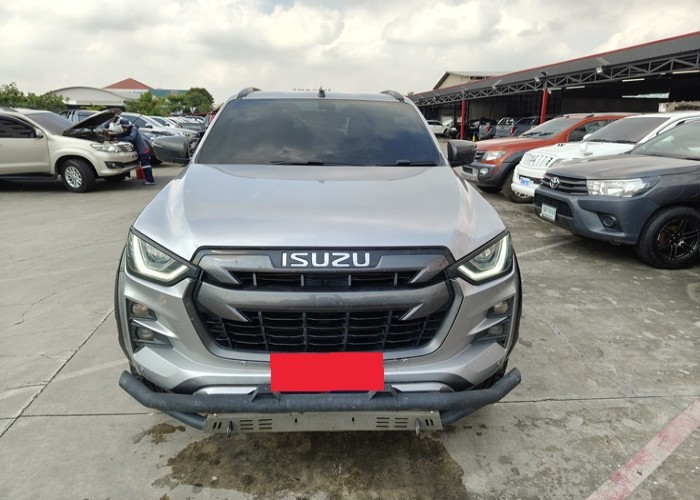 Used 7
                    ISUZU
                     for Sale Image