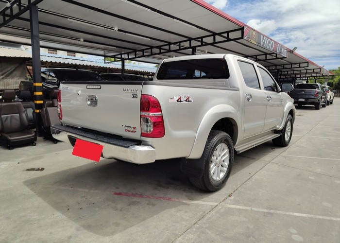 Used 8
                    TOYOTA
                     for Sale Image