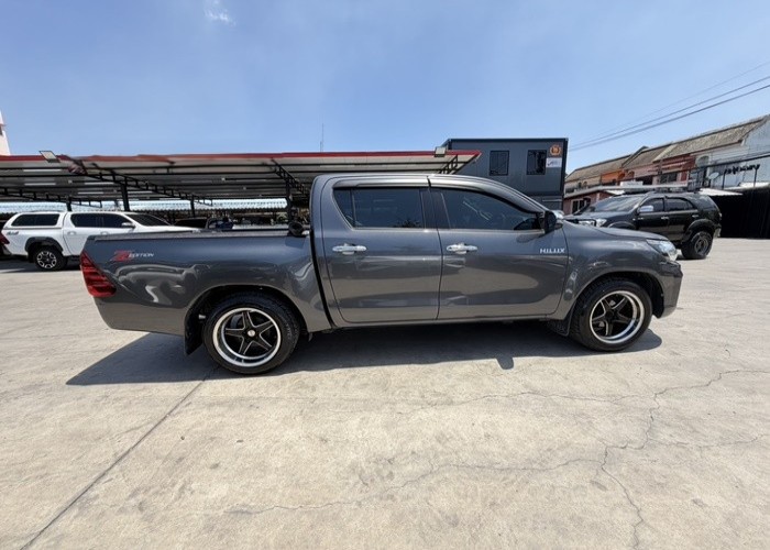 Used 3
                    TOYOTA
                     for Sale Image