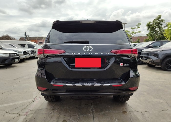 Used 8
                    TOYOTA
                     for Sale Image