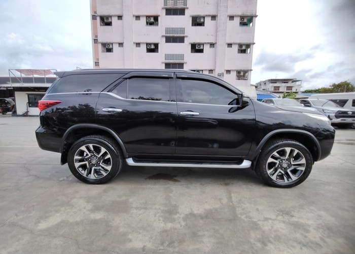 Used 8
                    TOYOTA
                     for Sale Image