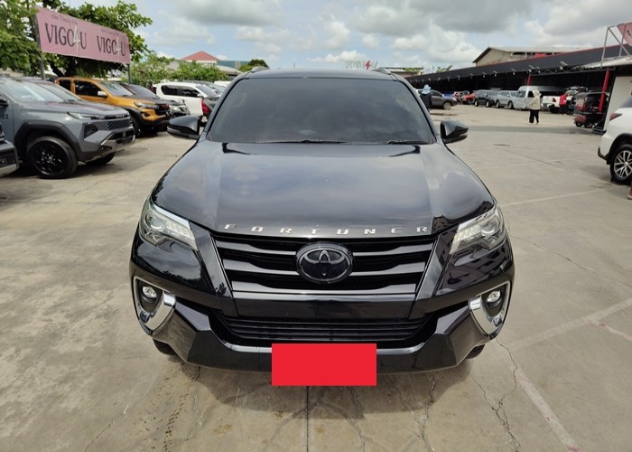 Used 8
                    TOYOTA
                     for Sale Image