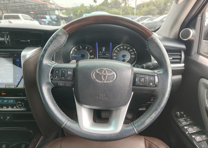 Used 1
                    TOYOTA
                     for Sale Image