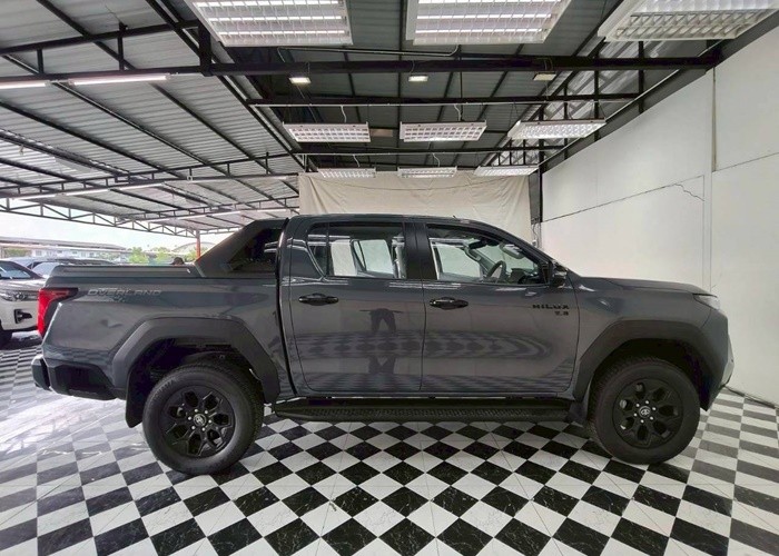 Used 3
                    TOYOTA
                     for Sale Image