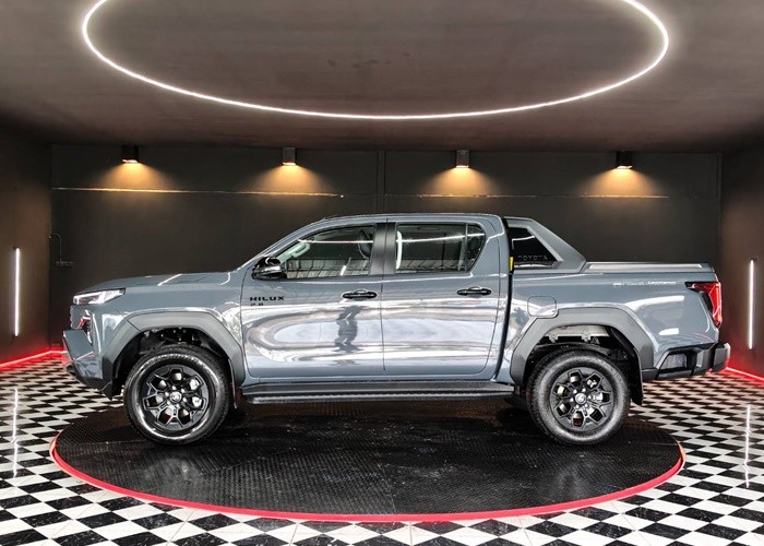 Used 5
                    TOYOTA
                     for Sale Image