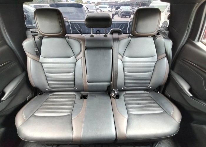 Used 8
                    ISUZU
                     for Sale Image