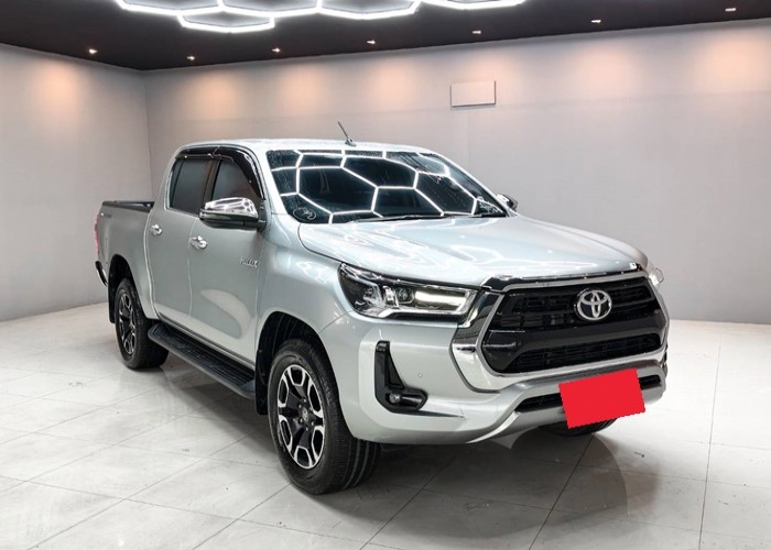 Used 11
                    TOYOTA
                     for Sale Image