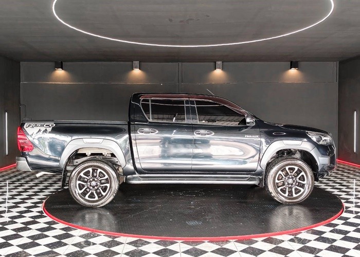 Used 8
                    TOYOTA
                     for Sale Image