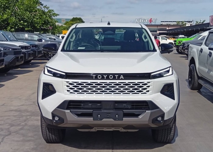 Used 5
                    TOYOTA
                     for Sale Image