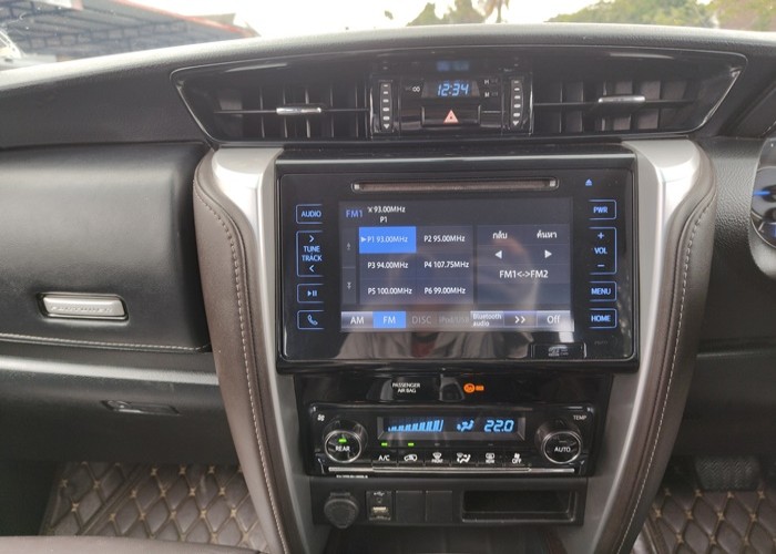 Used 12
                    TOYOTA
                     for Sale Image