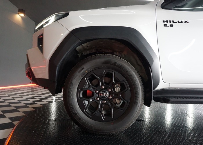 Used 5
                    TOYOTA
                     for Sale Image