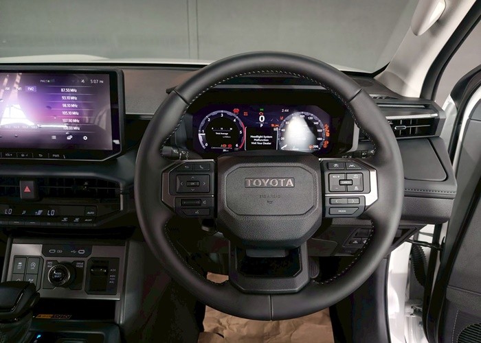 Used 5
                    TOYOTA
                     for Sale Image