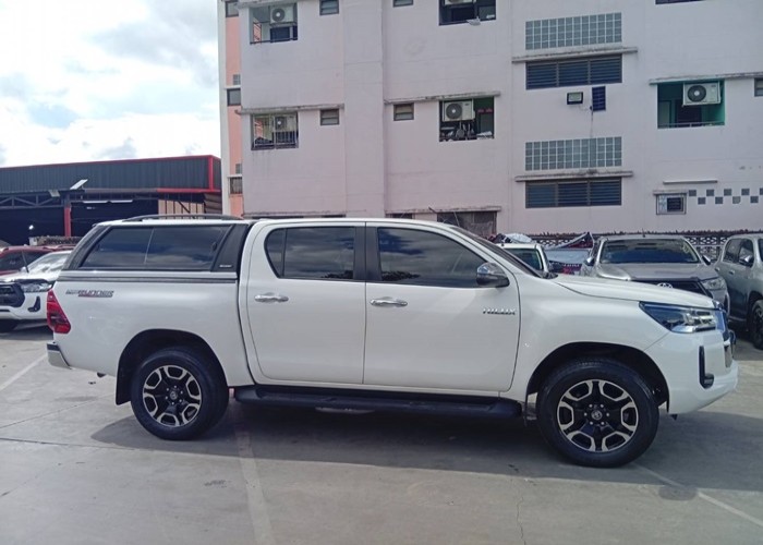 Used 10
                    TOYOTA
                     for Sale Image