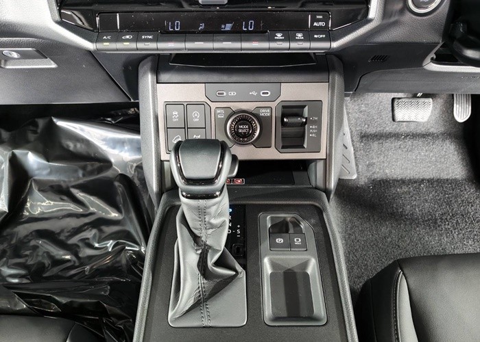 Used 5
                    TOYOTA
                     for Sale Image