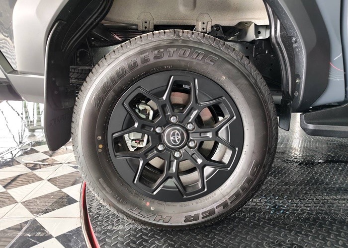 Used 5
                    TOYOTA
                     for Sale Image