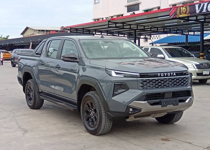 Used 7
                    TOYOTA
                     for Sale Image