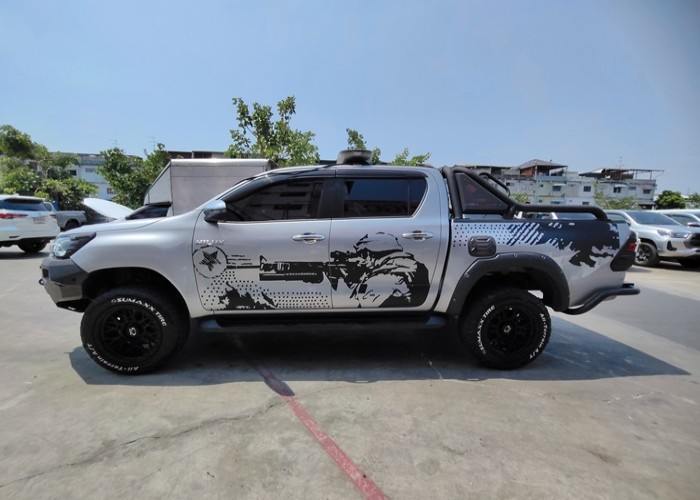 Used 12
                    TOYOTA
                     for Sale Image