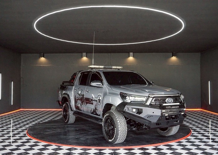 Used 12
                    TOYOTA
                     for Sale Image
